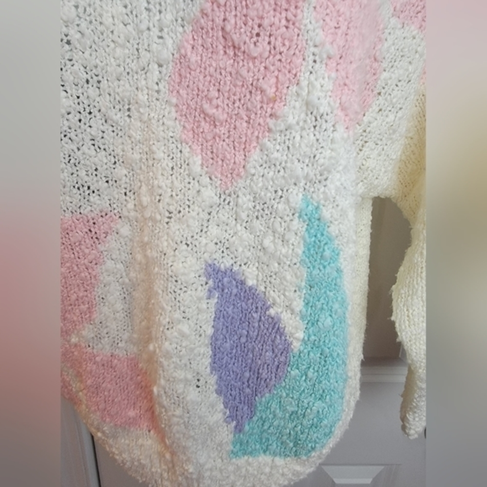 VINTAGE Here's A Hug Acrylic Sweater Cream Pastel Flowers Large - Picture 6 of 16